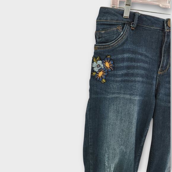 Democracy Jeans Women's 12 Embroidered Flowers Slim Straight Flood Stretch - Picture 4 of 8